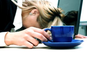 Read more about the article A little sleepy? Start at your desk!